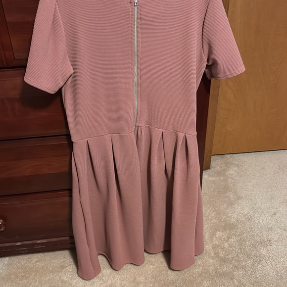 XL Amelia dress from Lularoe   Excellent condition - Picture 3 of 3